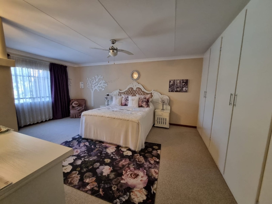 3 Bedroom Property for Sale in Kellys View Free State